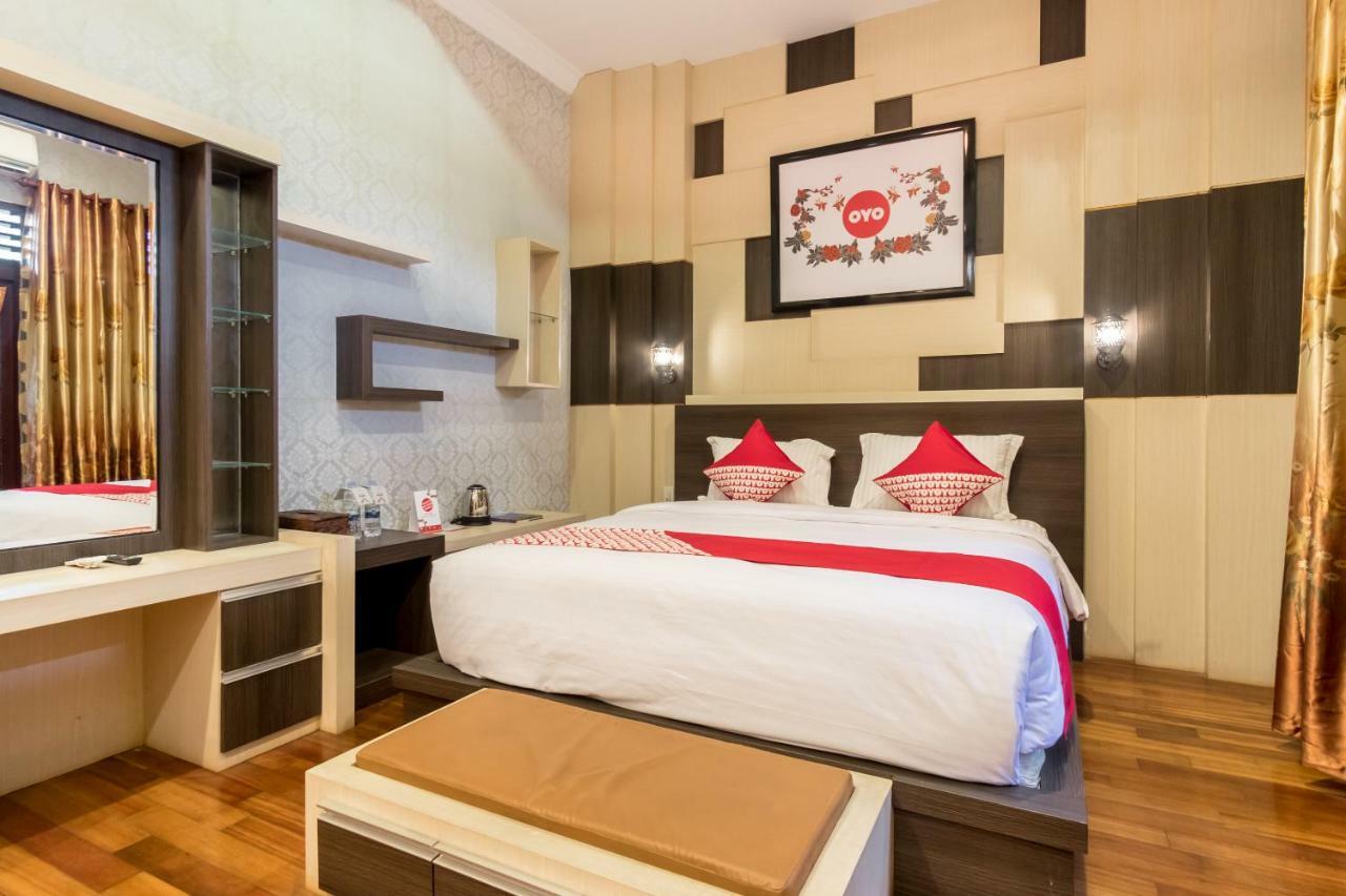 Oyo 619 Naufal Guest House Syariah Medan Eksteriør bilde