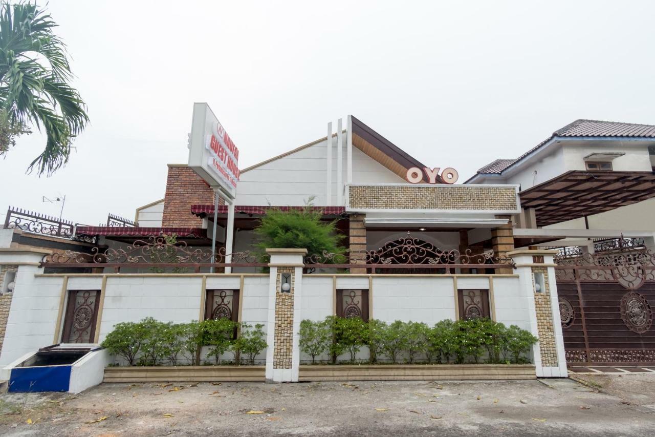 Oyo 619 Naufal Guest House Syariah Medan Eksteriør bilde