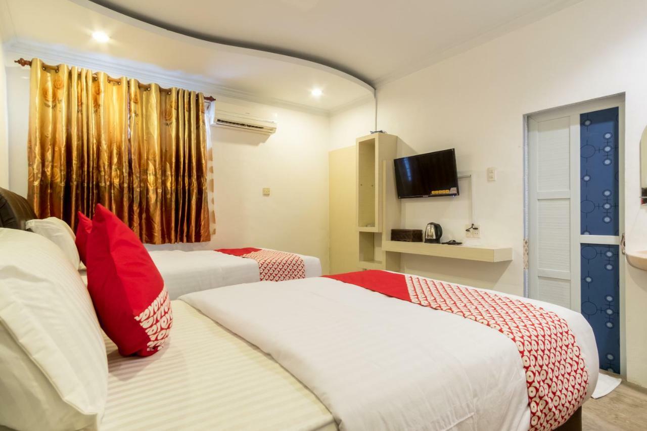 Oyo 619 Naufal Guest House Syariah Medan Eksteriør bilde